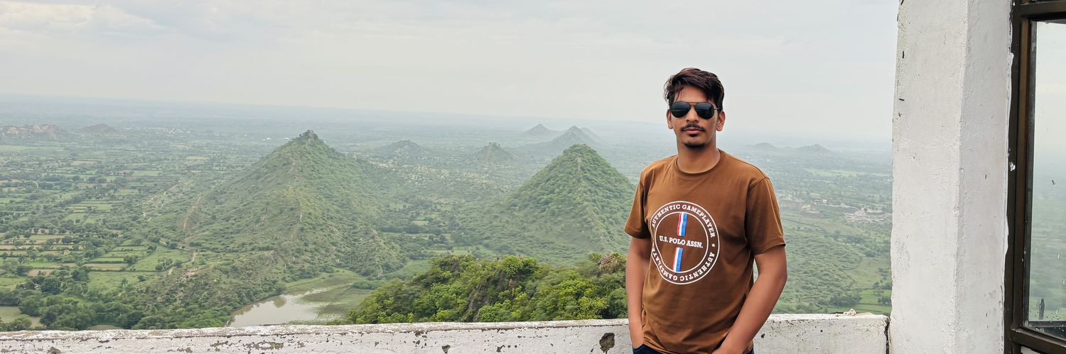 devrajvaishnav_'s profile banner image