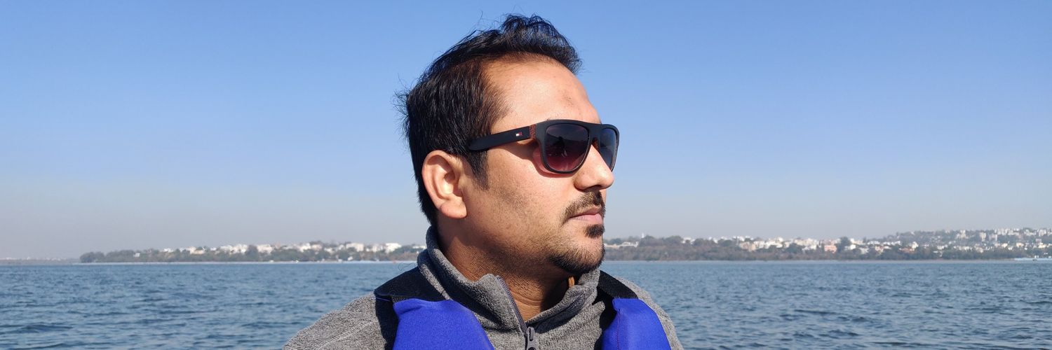 Eshwar101's profile banner image
