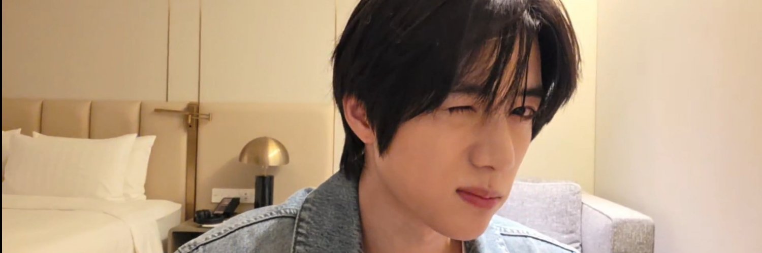 R4ye_On's profile banner image