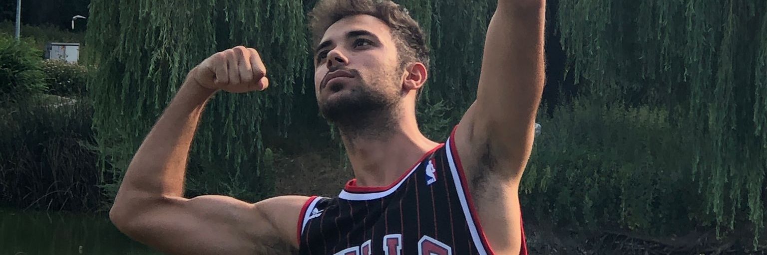 AlbertotoFacts's profile banner image