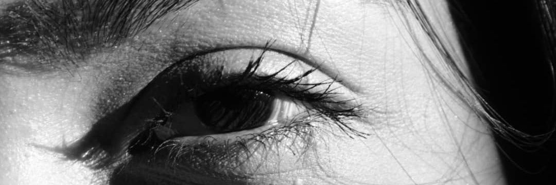 N A banner