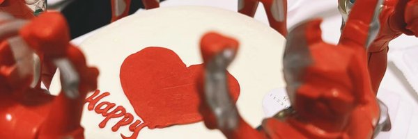 Amberoo7 Profile Banner