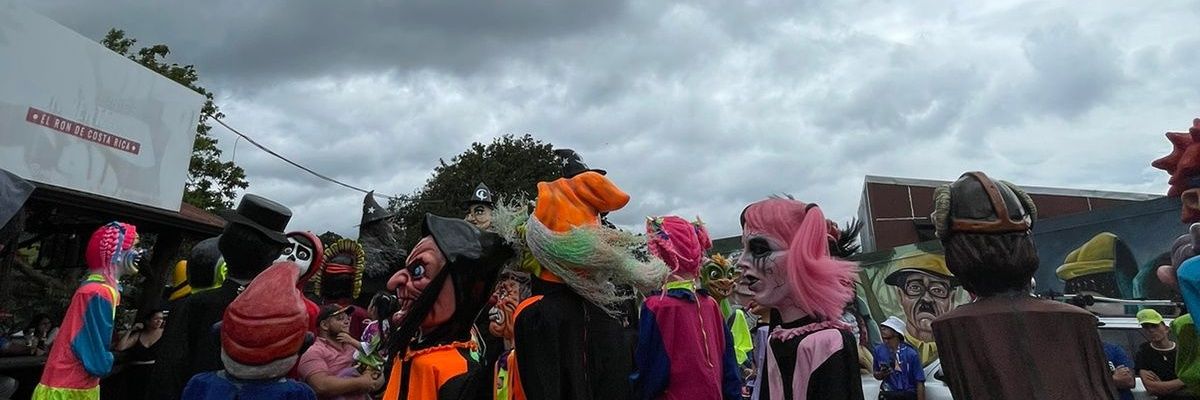 k_moraaa_19's profile banner image