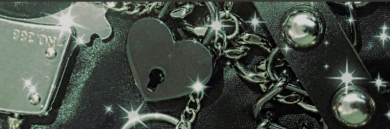 𝓑 banner