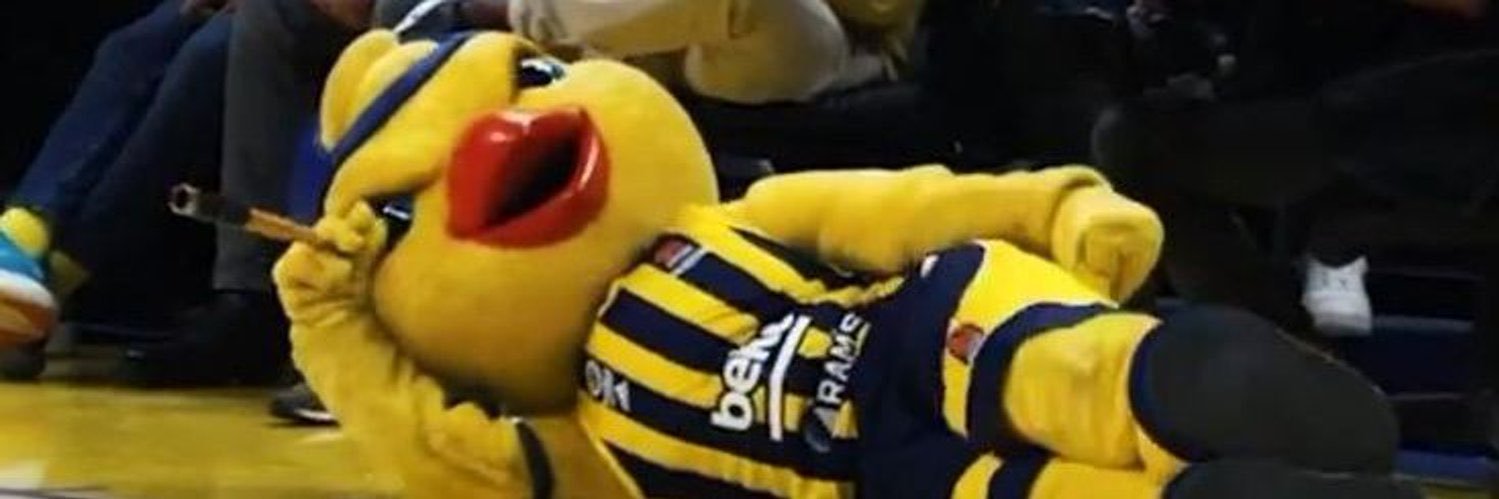 miwfayz's profile banner image