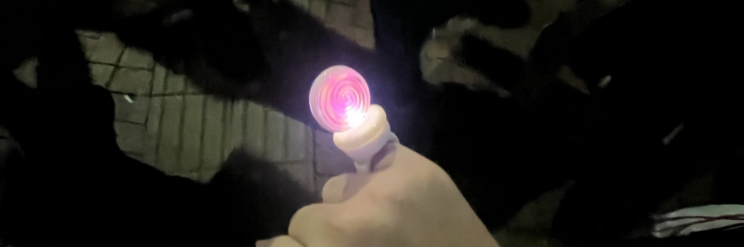 1l0oy's profile banner image