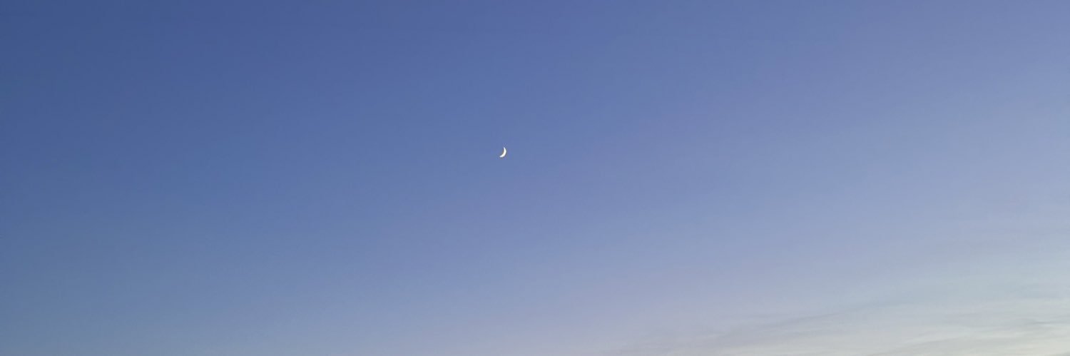月白 banner