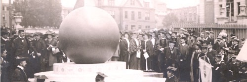 Columbia Sundial banner
