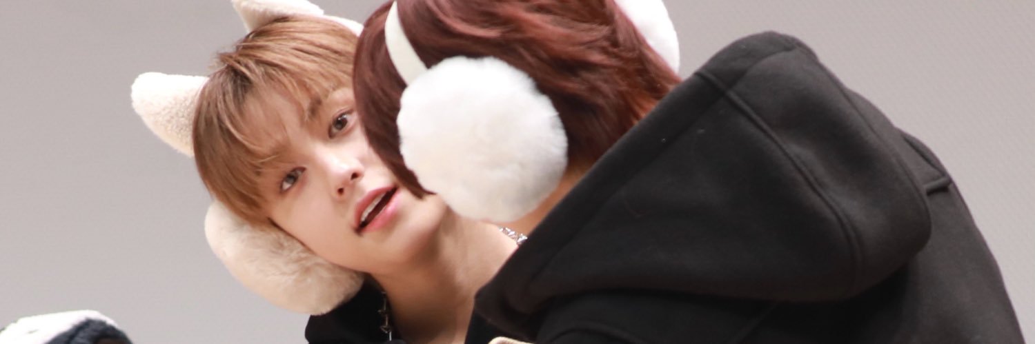 7rLrCl's profile banner image
