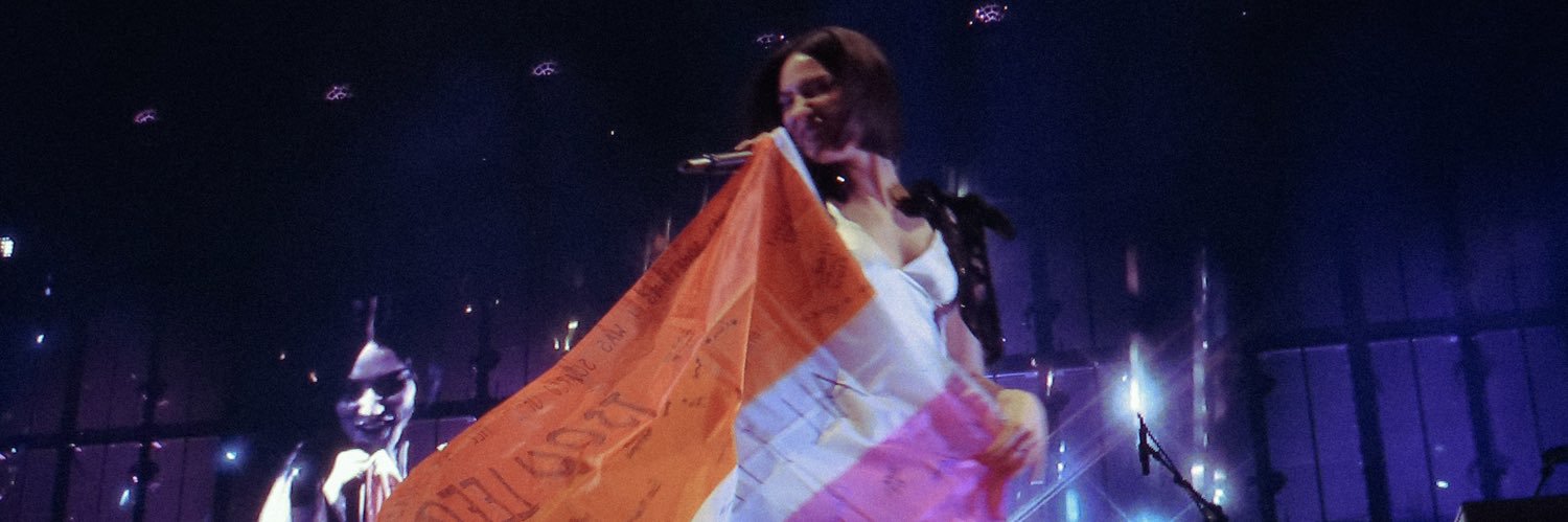 tine loves normal thing banner