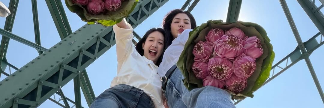 🌻อยู่ตรงนี้ไม่ไปไหน🍑 banner