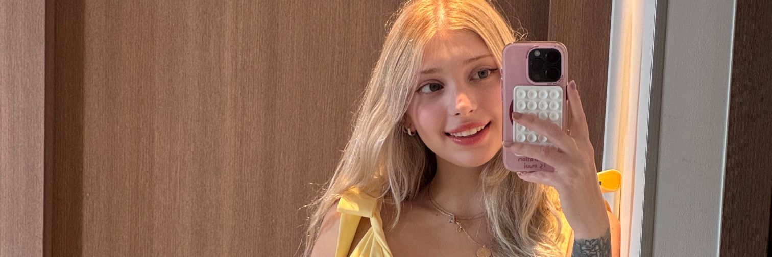 Alex vicky 💙 banner