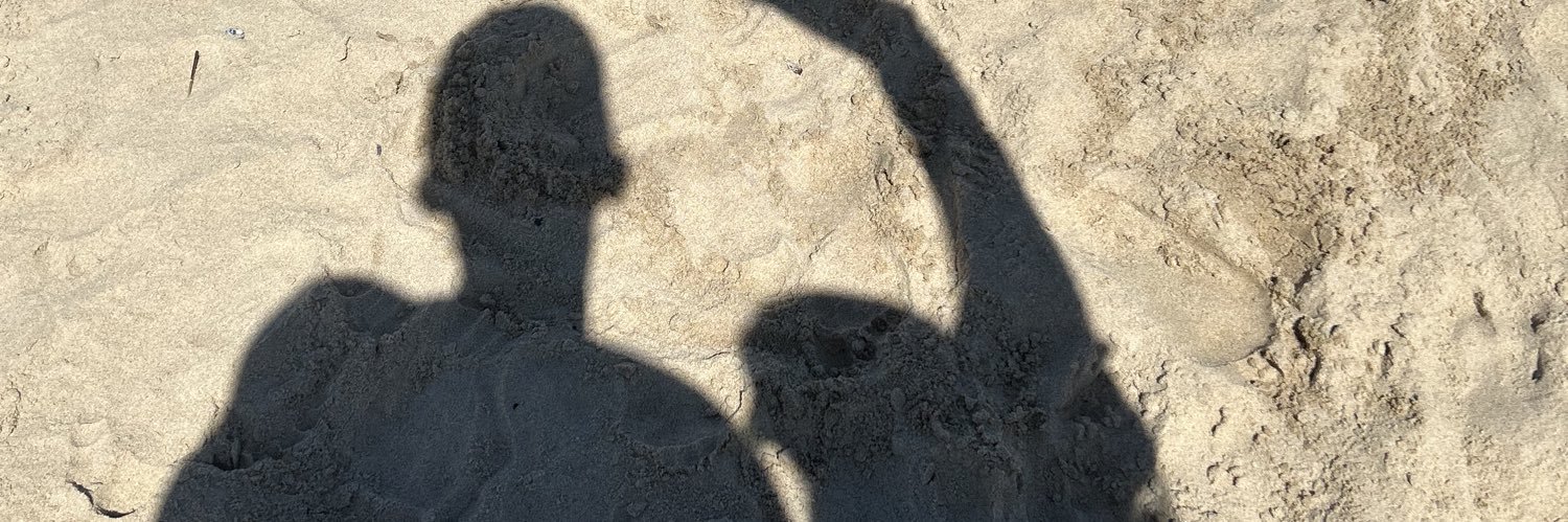 oliverlevyy's profile banner image