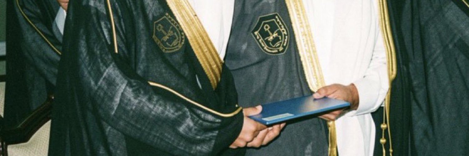 M 100% banner
