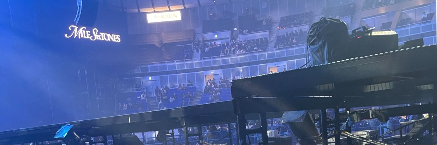 oq__I8's profile banner image