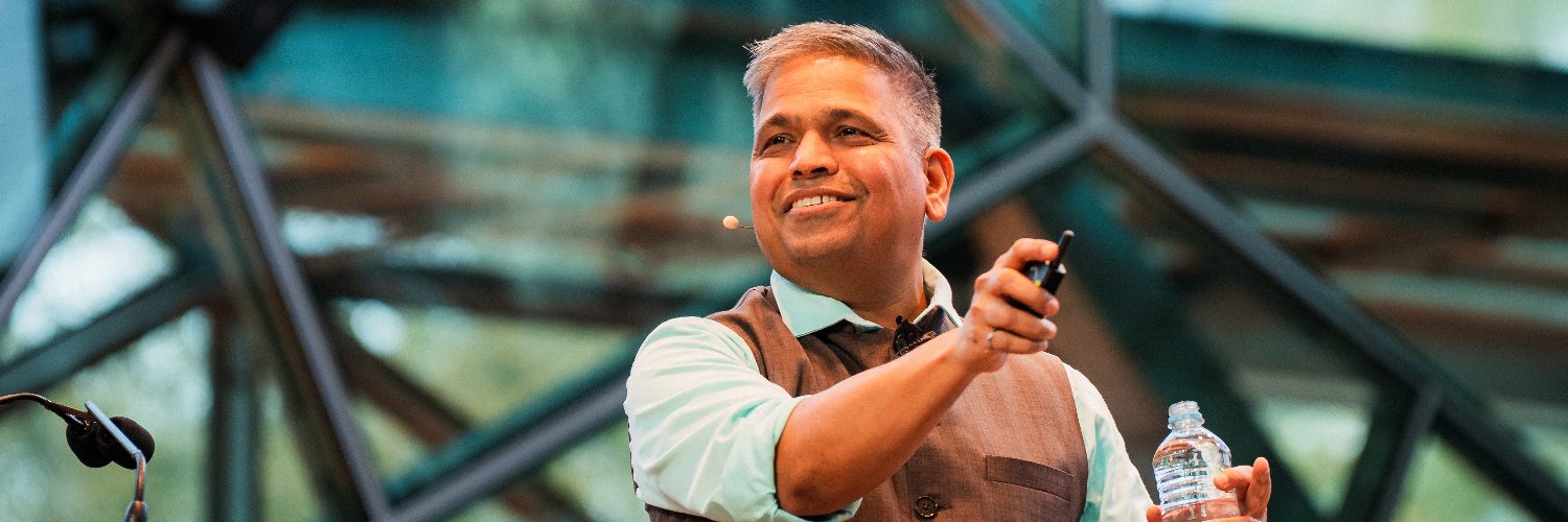NileshOak's profile banner image