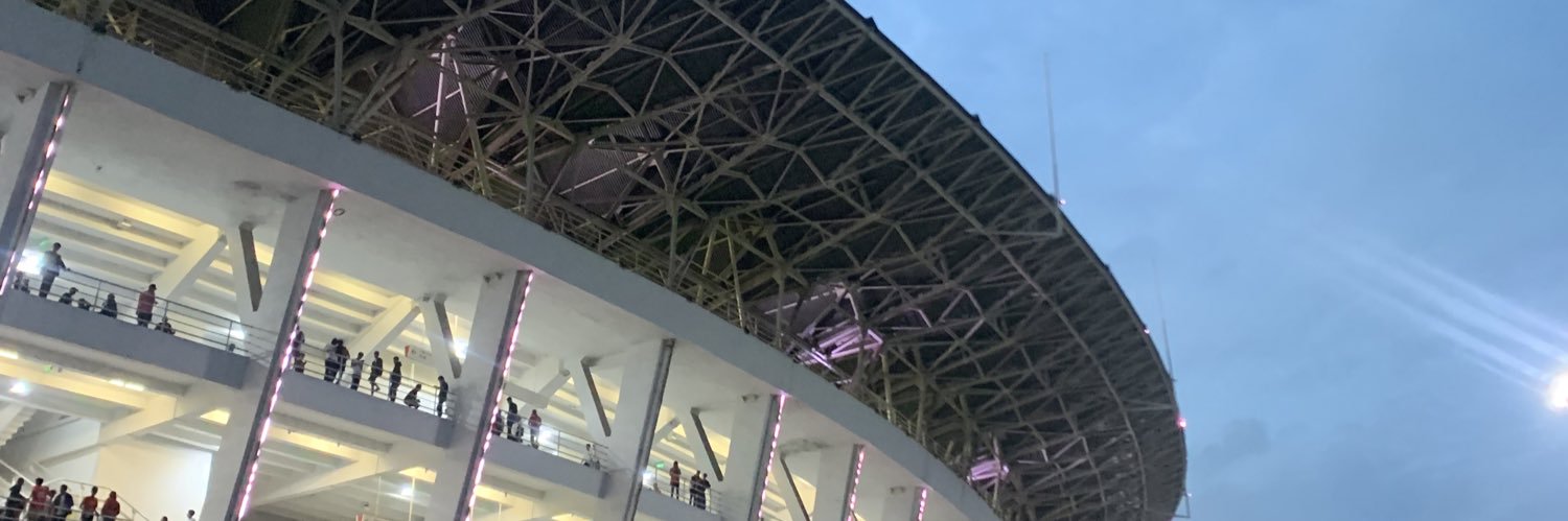 champagnesupernova banner