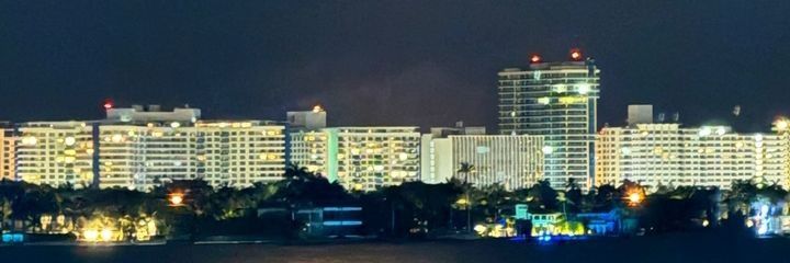 elizabethct90's profile banner image