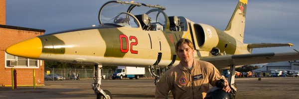 Mike_Vogel Profile Banner