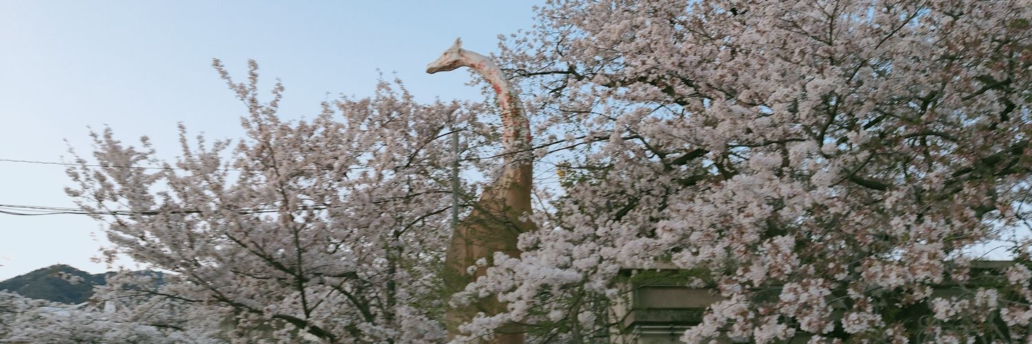 utsurie's profile banner image