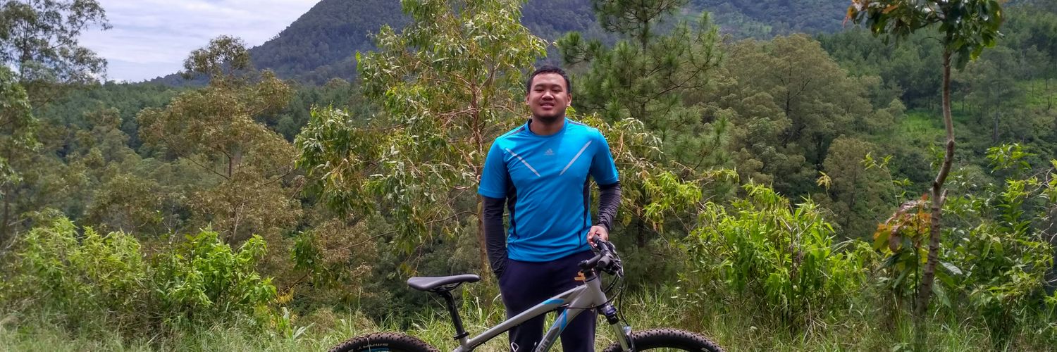 adaamhakim's profile banner image