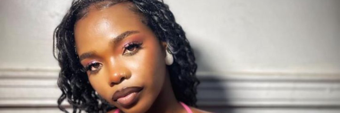 Gurlrizzy's profile banner image