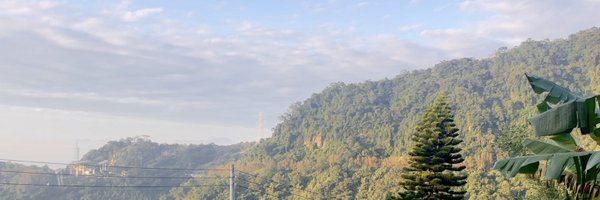 _chloeyan Profile Banner