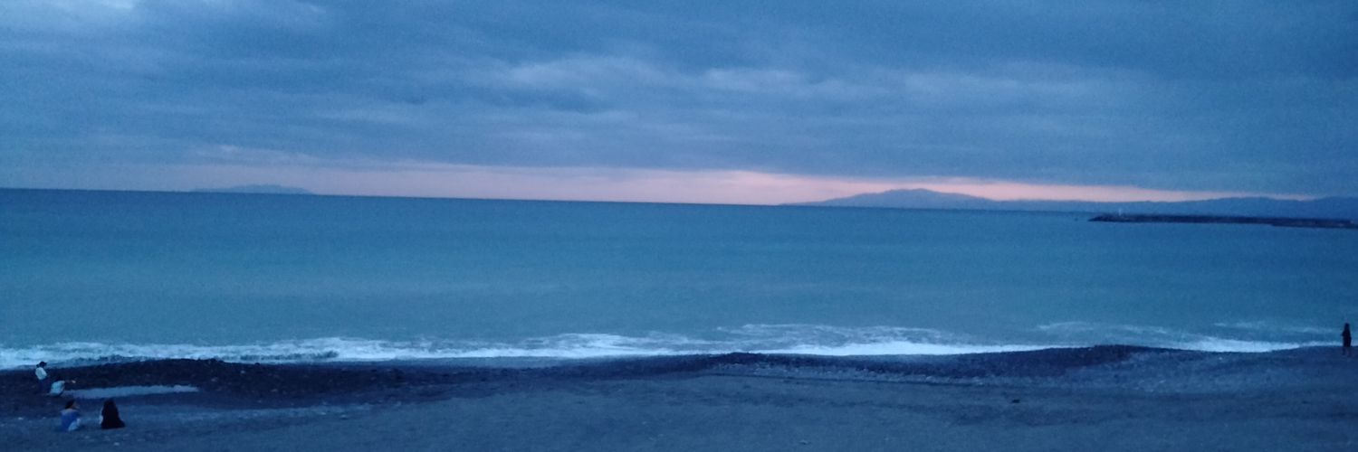 ei_im2's profile banner image