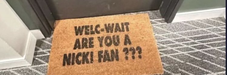 EST2822's profile banner image