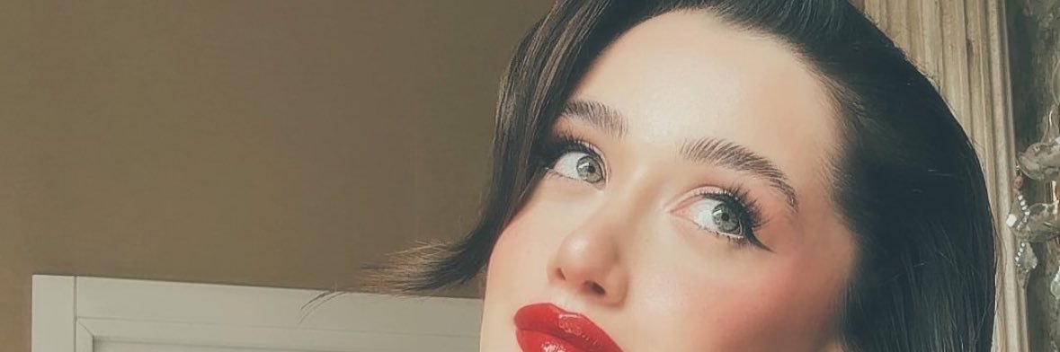 Rowena🤎 banner