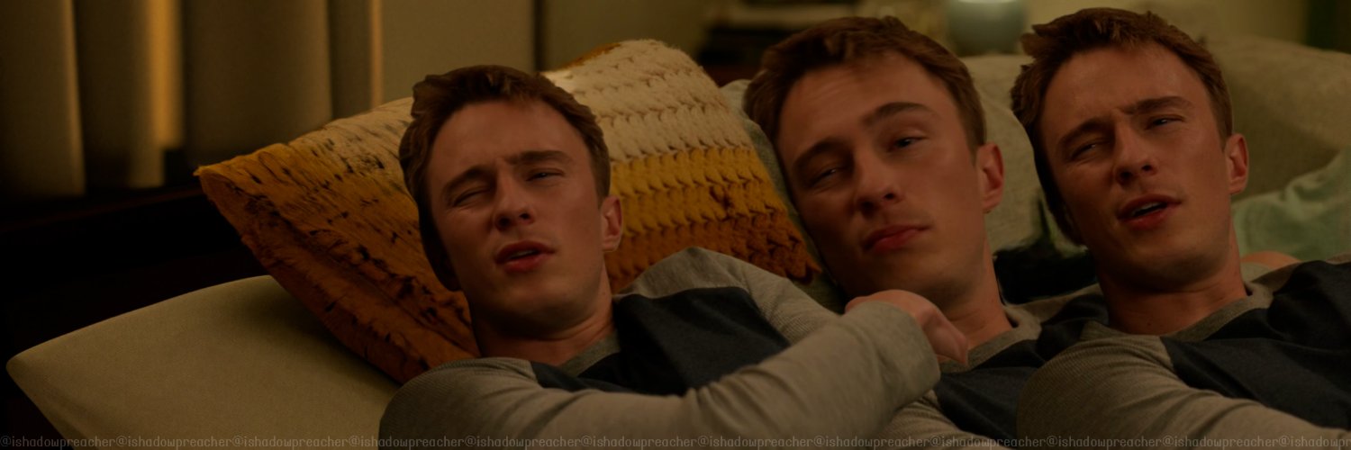 𝐑𝐄𝐆𝐔𝐋𝐔𝐒 banner