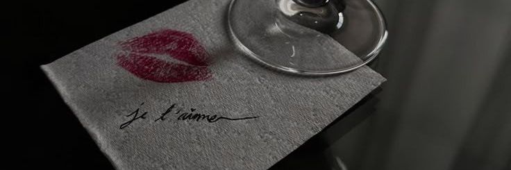 Leila Collins 》 🔗 banner