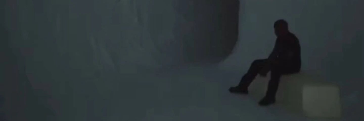 J&HNN¥ BØ_ banner