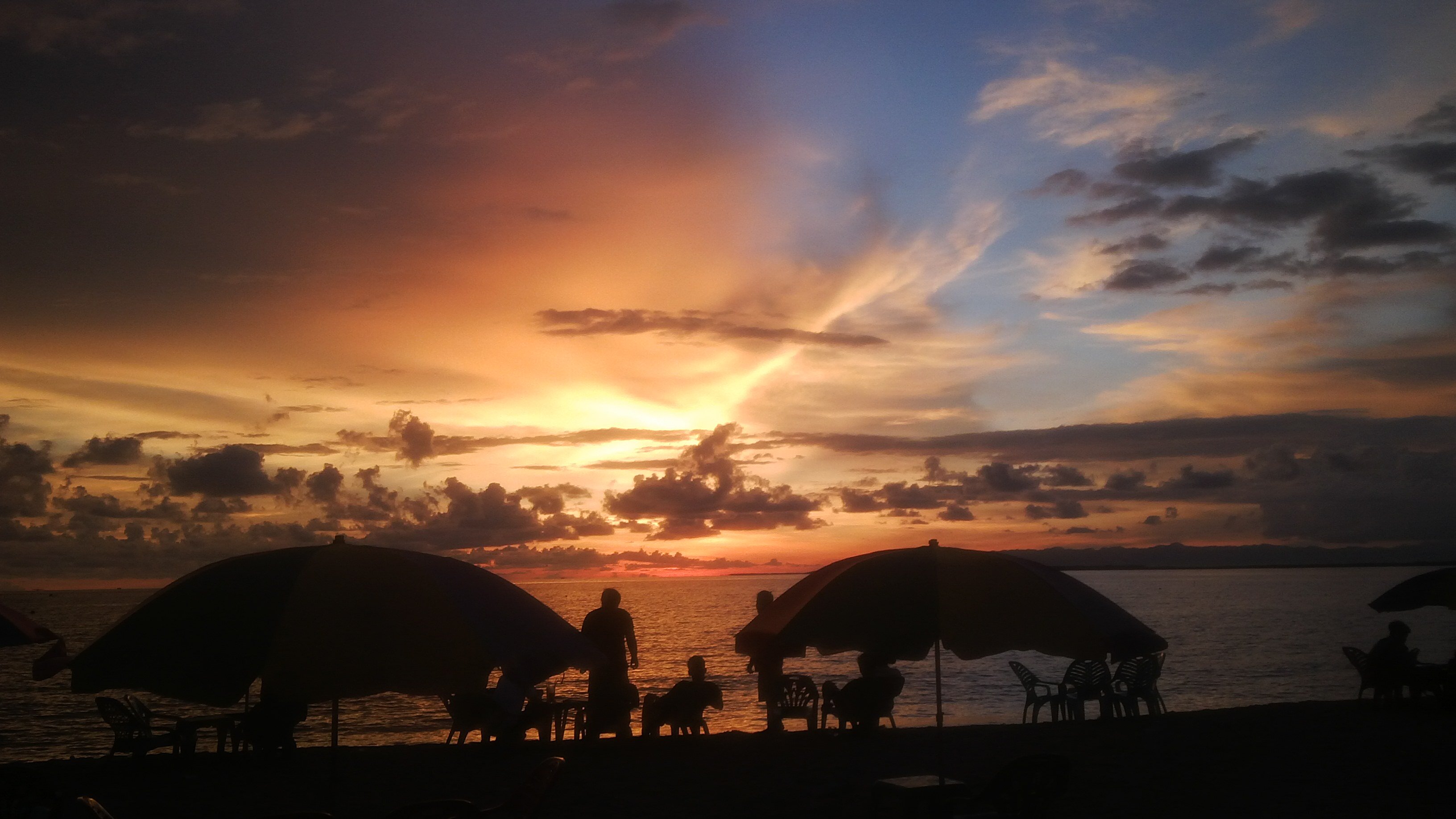 maydinaaa's profile banner image
