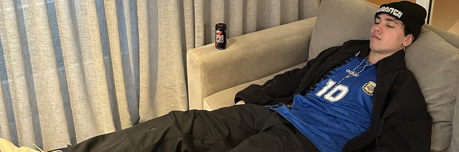 menita .ᐟ 🔸 banner