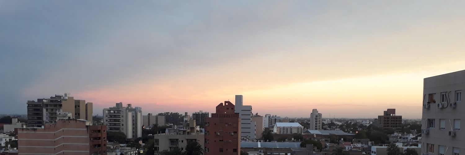 ConstiHernandez's profile banner image