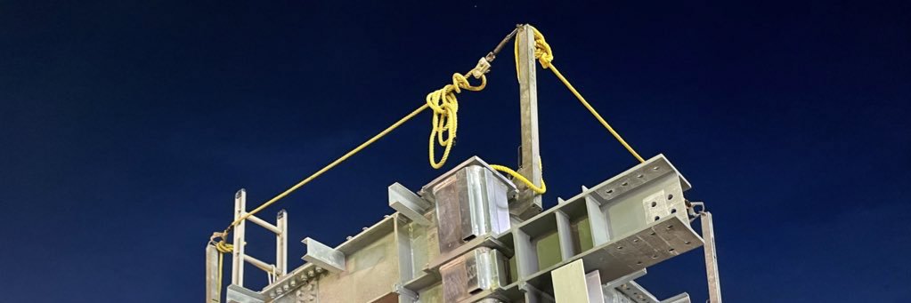 6i's profile banner image