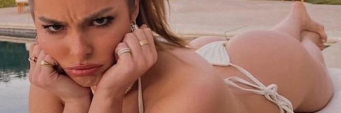 Goddess Addi 🦋 banner