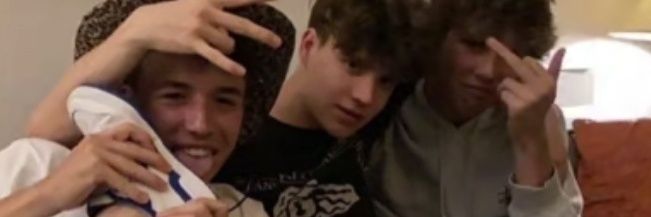 だいかいじゅう banner