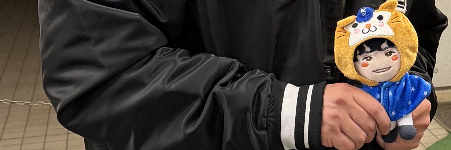 𝘺 banner