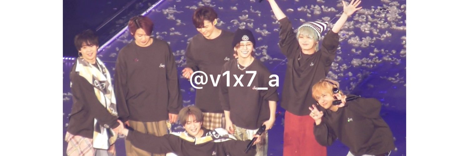 v1x7_a's profile banner image