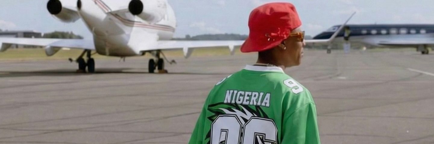 phylinzz's profile banner image