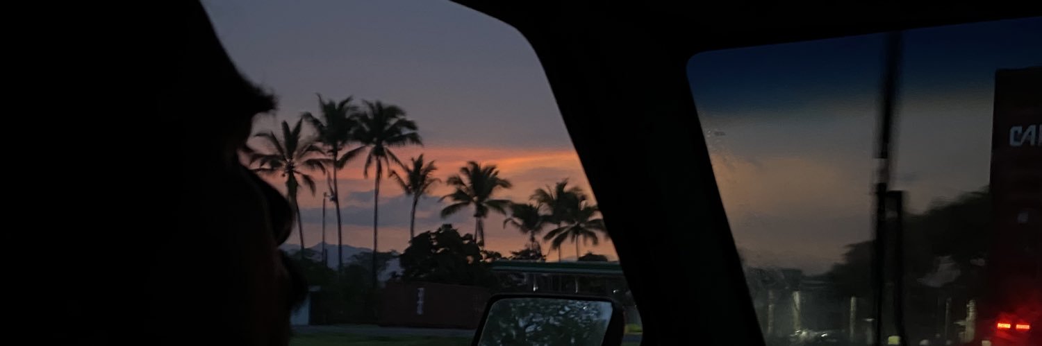 M banner