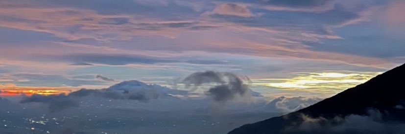 biruelse's profile banner image