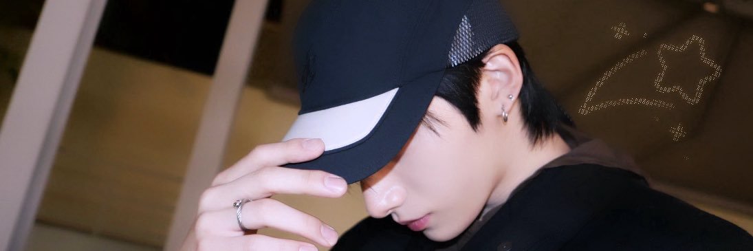 luvcall__'s profile banner image