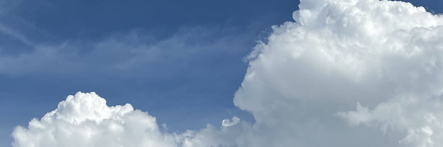 17luvme's profile banner image
