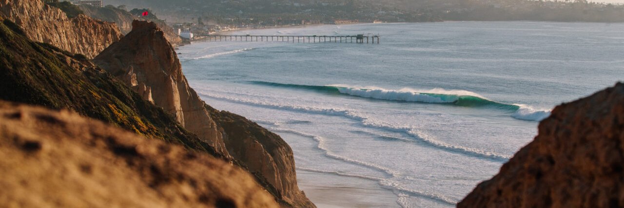 Johnny Mañana banner