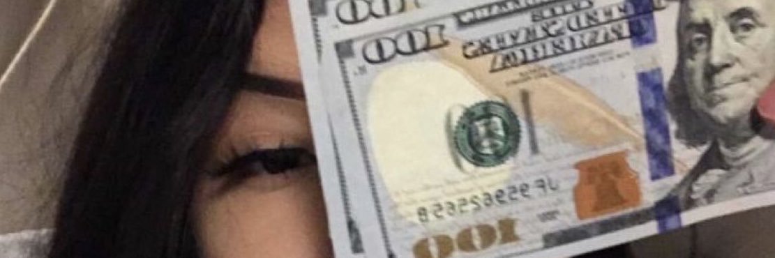 Fionadaliana's profile banner image