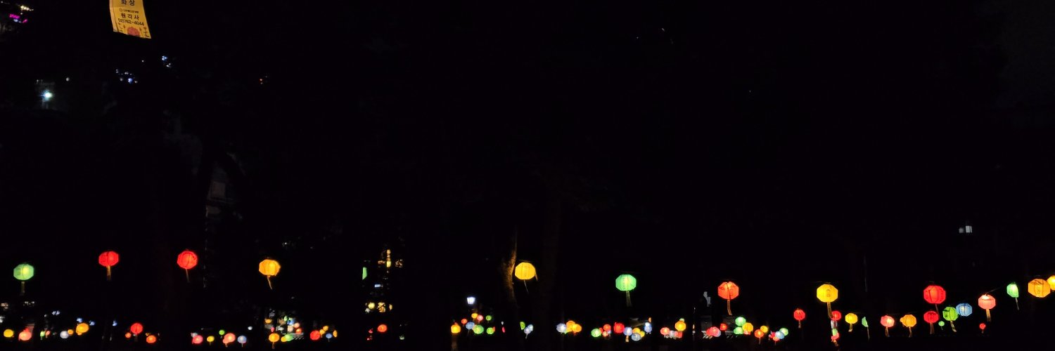ProsteLaura's profile banner image