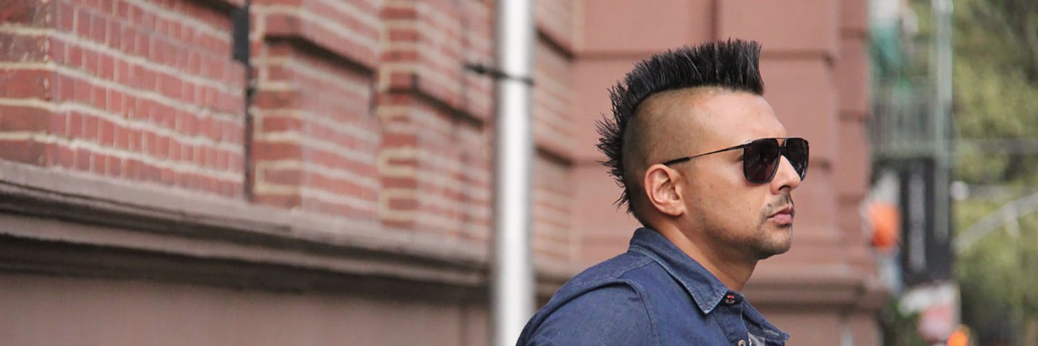 ilyespaul's profile banner image
